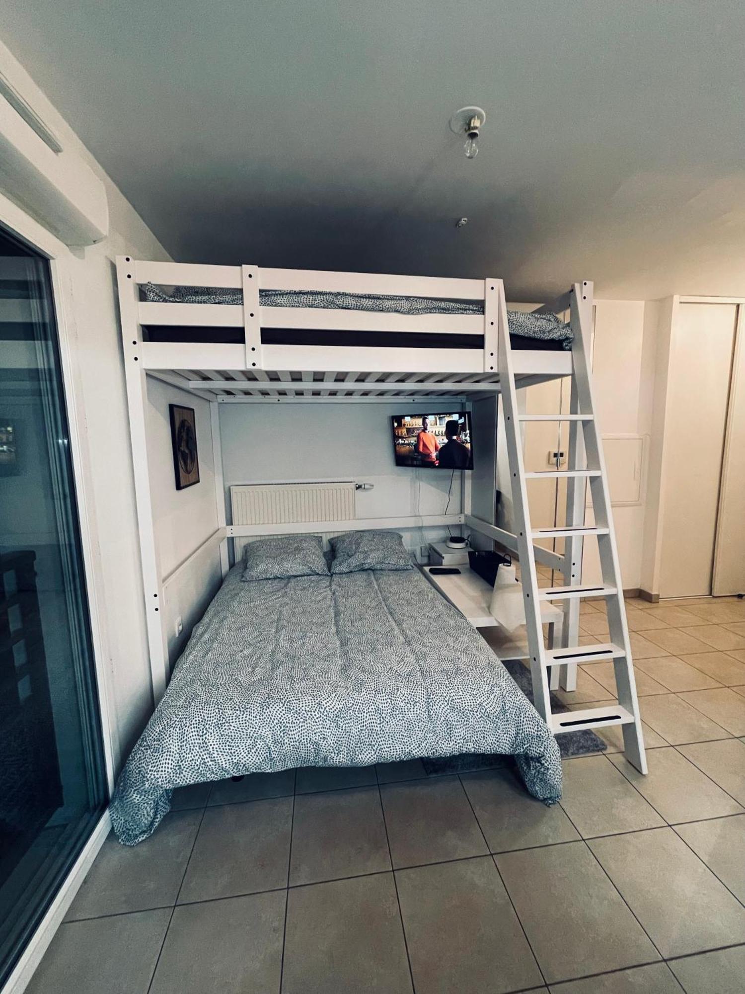 Appartement Lahcen Thorigny-sur-Marne Exterior photo