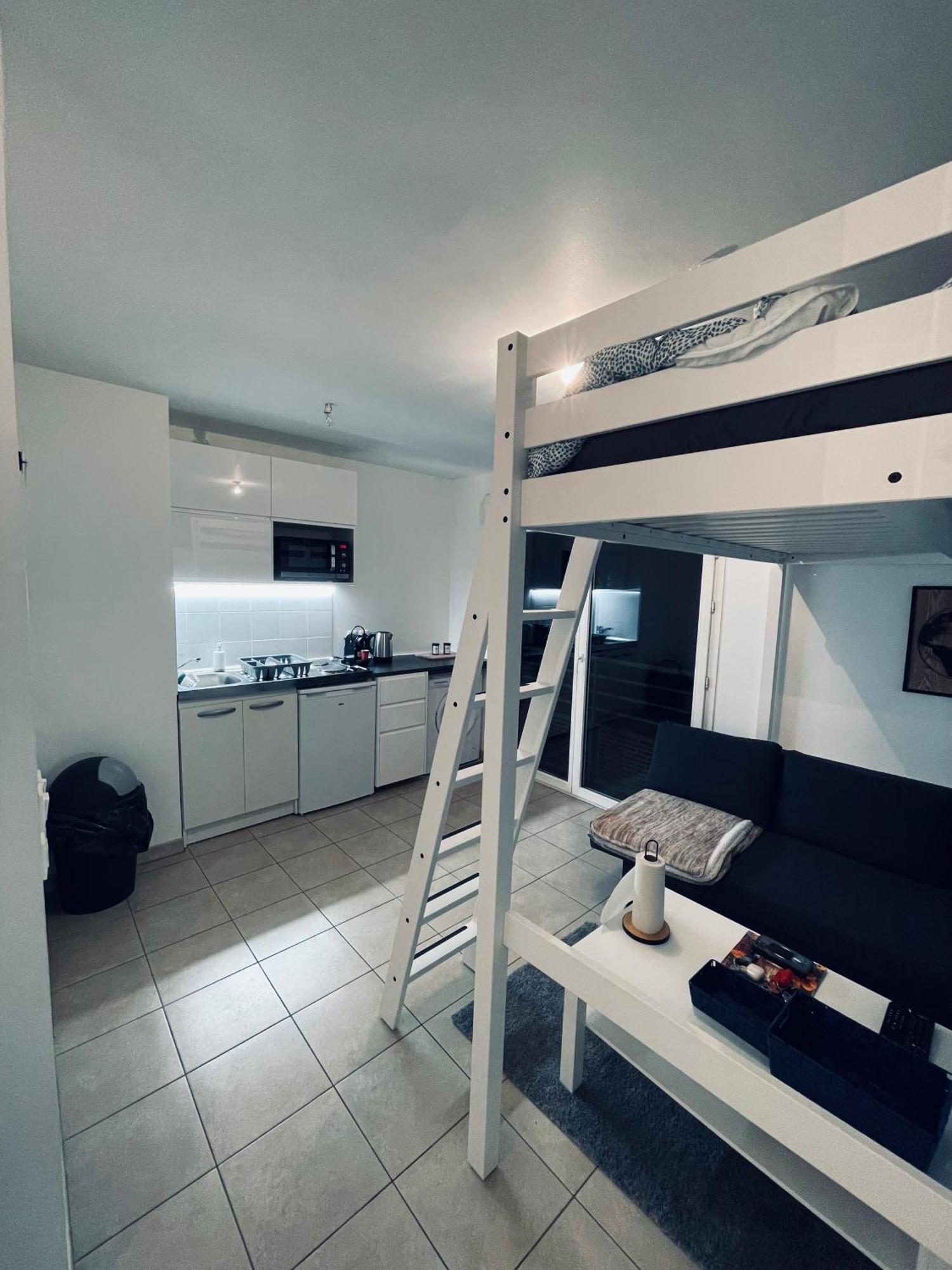 Appartement Lahcen Thorigny-sur-Marne Exterior photo