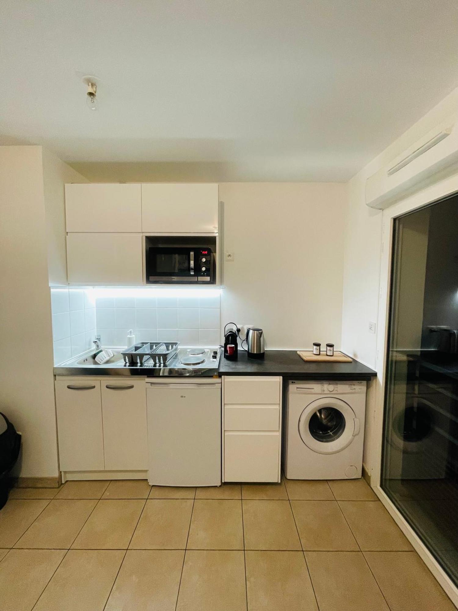 Appartement Lahcen Thorigny-sur-Marne Exterior photo